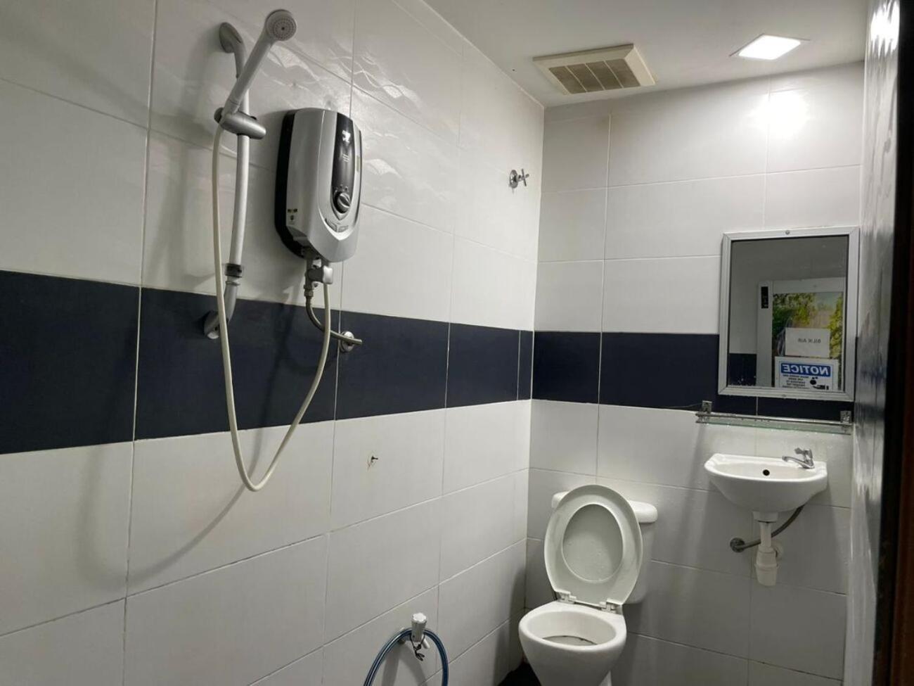 Sv Andalas Hotel Kelang Zewnętrze zdjęcie